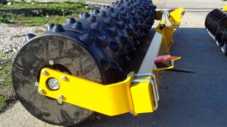 REPTILL cultivator water manager flexible rubber roll