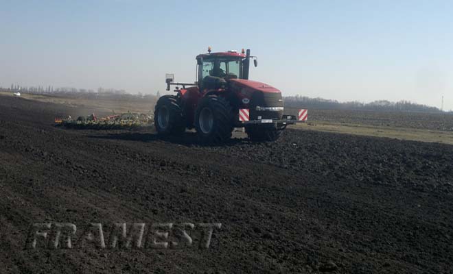 KREATOR for seedbed preparation