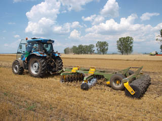 M3000 VT trailed disc harrow